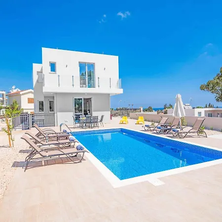 Gelos Villa