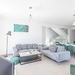 Gelos Protaras